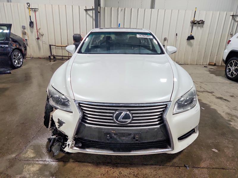 2013 Lexus Ls მანქანა იყიდება აუქციონზე, vin: JTHBL5EF7D5120704, აუქციონის ნომერი: 74782505