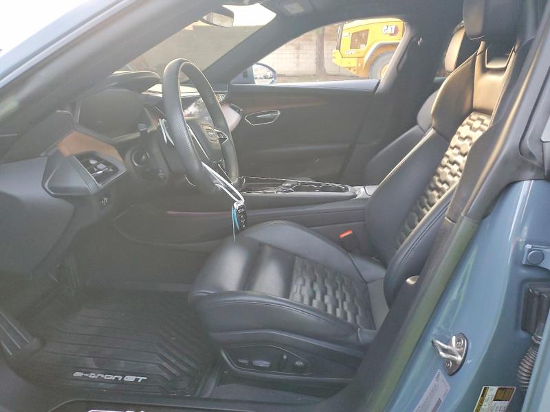 99674755 :رقم المزاد ، WAUDJBFW9P7006481 vin ، 2023 Audi E-tron Gt مزاد بيع