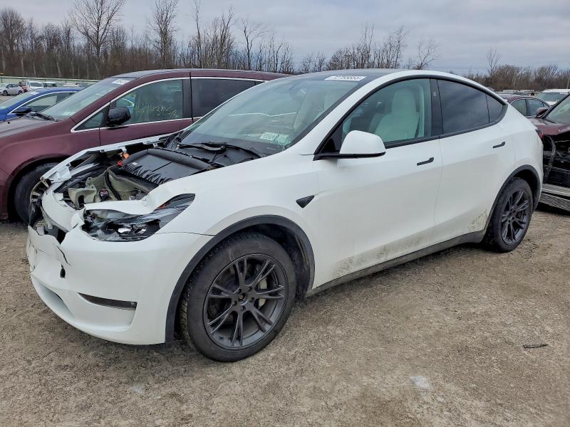 Продаж на аукціоні авто 2024 Tesla Model Y, vin: 7SAYGAEE4RF166130, номер лоту: 72755855