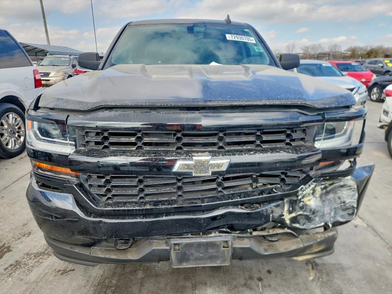 72930705 :رقم المزاد ، 3GCPCPEC0JG496674 vin ، 2018 Chevrolet Silverado مزاد بيع