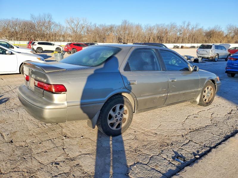 Aukcja sprzedaży 1998 Toyota Camry Le, vin: JT2BF22K7X0172157, numer aukcji: 72809355