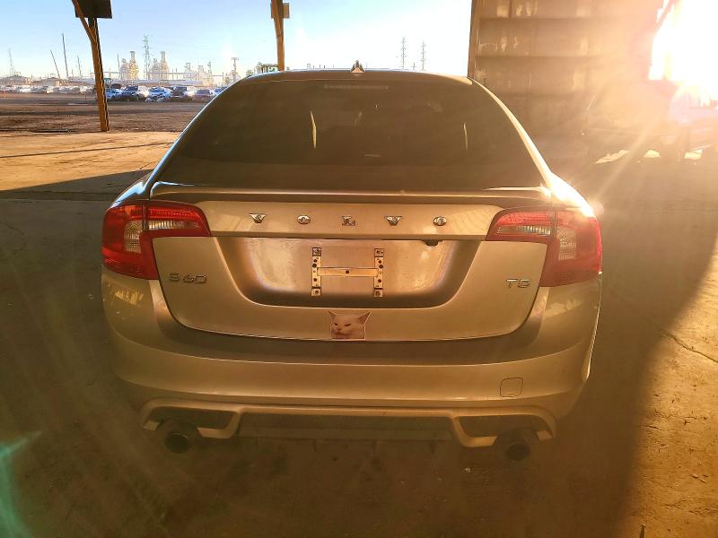 72459295 :رقم المزاد ، YV1612FSXD1223281 vin ، 2013 Volvo S60 T5 مزاد بيع