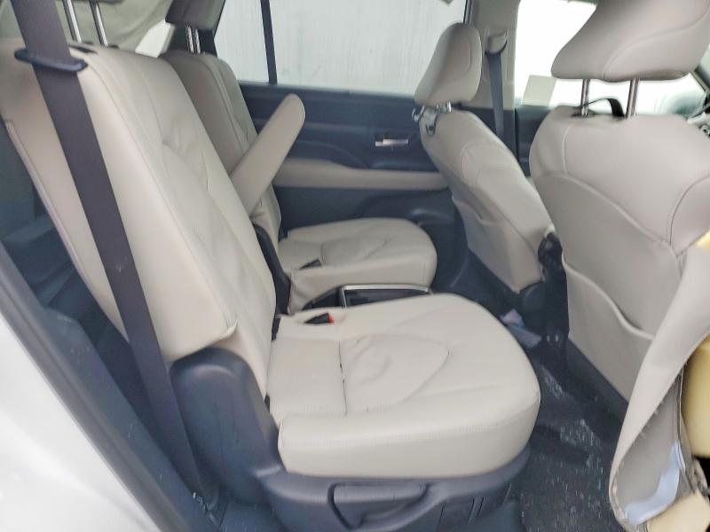 Продаж на аукціоні авто 2024 Toyota Grand Highlander, vin: 5TDAAAB50RS069250, номер лоту: 98838915