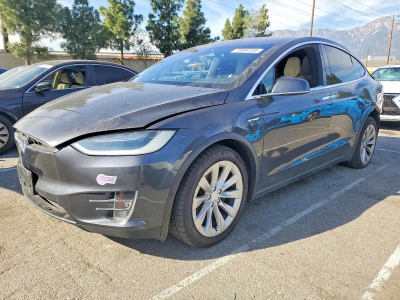73994255 :رقم المزاد ، 5YJXCBE25GF007467 vin ، 2016 Tesla Model X مزاد بيع