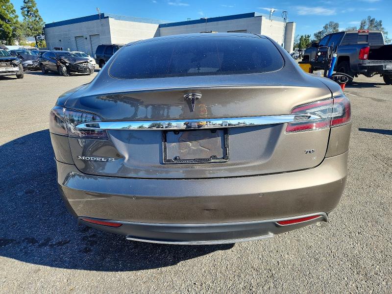 72348735 :رقم المزاد ، 5YJSA1E13FF109690 vin ، 2015 Tesla Model S مزاد بيع