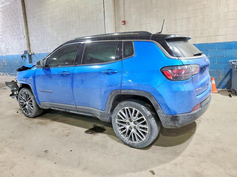 73527755 :رقم المزاد ، 3C4NJDCB3NT111126 vin ، 2022 Jeep Compass مزاد بيع