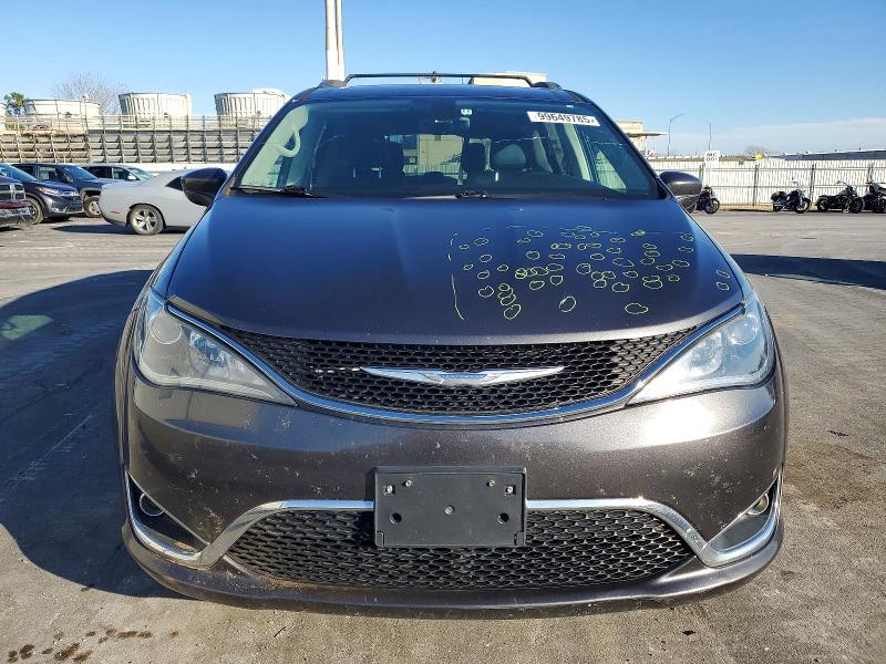 99649785 :رقم المزاد ، 2C4RC1BGXJR217836 vin ، 2018 Chrysler Pacifica مزاد بيع