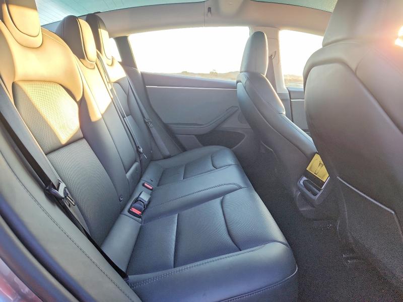 98912875 :رقم المزاد ، 5YJ3E1EAXSF877816 vin ، 2025 Tesla Model 3 مزاد بيع