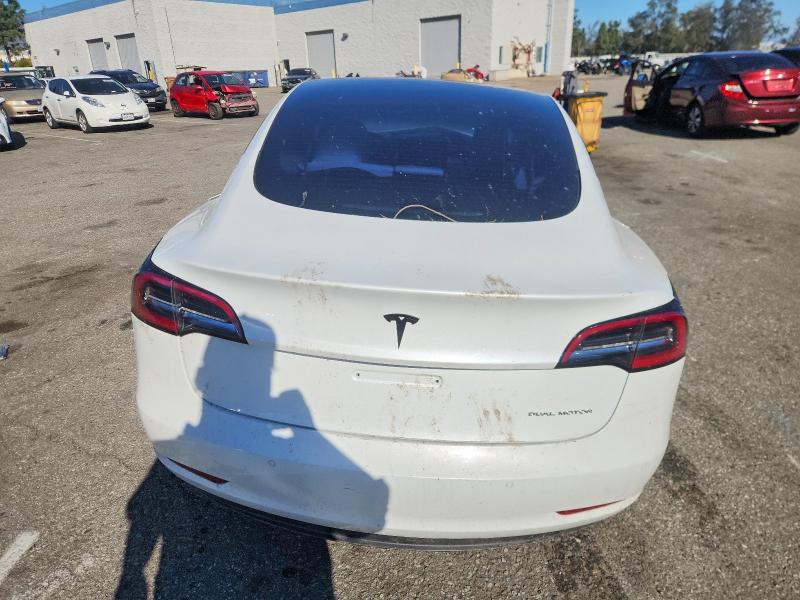 Продажа на аукционе авто 2022 Tesla Model 3, vin: 5YJ3E1EBXNF137857, номер лота: 74900565