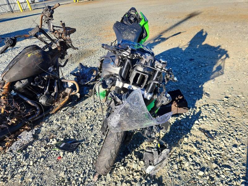 72902015 :رقم المزاد ، JKBZXJG13LA009531 vin ، 2020 Kawasaki Zx636 مزاد بيع