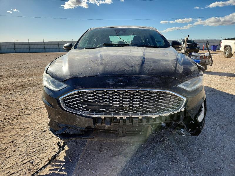 99905285 :رقم المزاد ، 3FA6P0RU4KR120601 vin ، 2019 Ford Fusion مزاد بيع