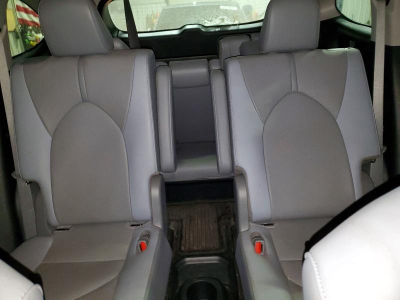 Продажа на аукционе авто 2020 Toyota Highlander, vin: 5TDDZRBH1LS037879, номер лота: 98986865