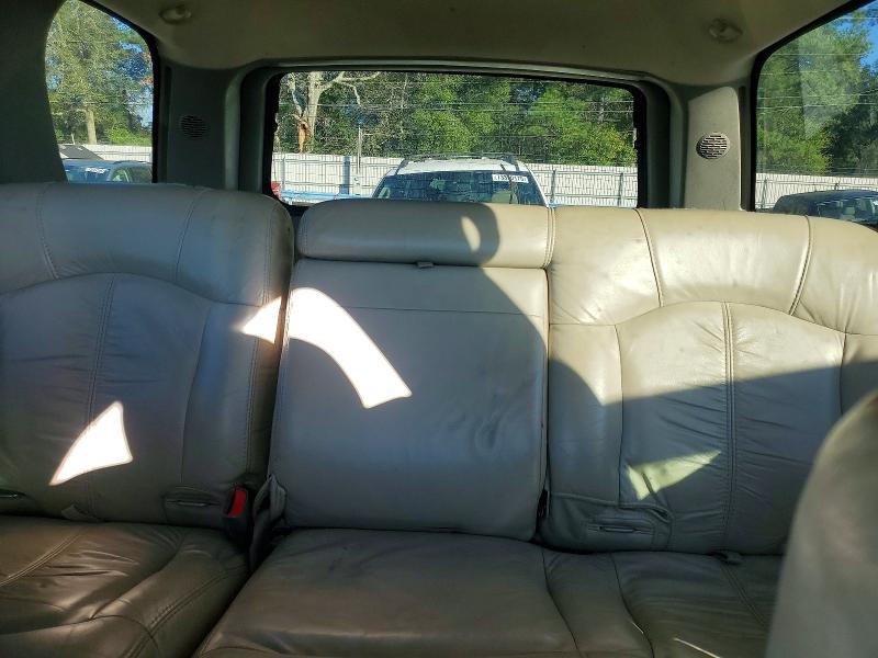 73424135 :رقم المزاد ، 1GNEC13Z82J273477 vin ، 2002 Chevrolet Tahoe مزاد بيع