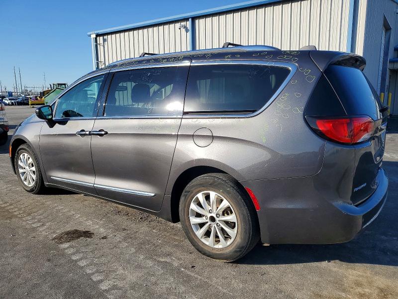 99649785 :رقم المزاد ، 2C4RC1BGXJR217836 vin ، 2018 Chrysler Pacifica مزاد بيع