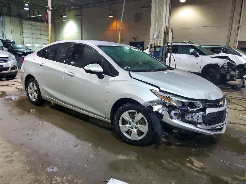 2018 Chevrolet Cruze მანქანა იყიდება აუქციონზე, vin: 1G1BC5SM4J7235628, აუქციონის ნომერი: 99042345