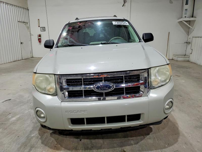 2008 Ford Escape მანქანა იყიდება აუქციონზე, vin: 1FMCU03128KE62044, აუქციონის ნომერი: 73692045