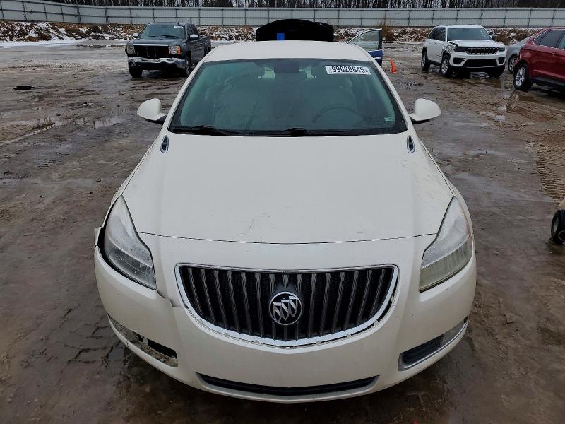 99828845 :رقم المزاد ، 2G4GR5EK5C9155404 vin ، 2012 Buick Regal مزاد بيع