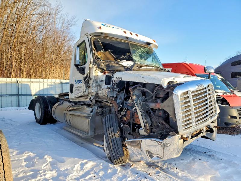 Продажа на аукционе авто 2017 Freightliner Cascadia, vin: 1FUBGBDV1HLHH9545, номер лота: 63784866