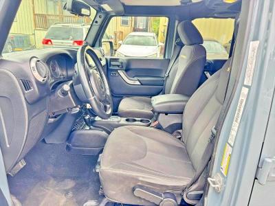 2014 Jeep Wrangler U მანქანა იყიდება აუქციონზე, vin: 1C4BJWEG1EL304085, აუქციონის ნომერი: 74501765