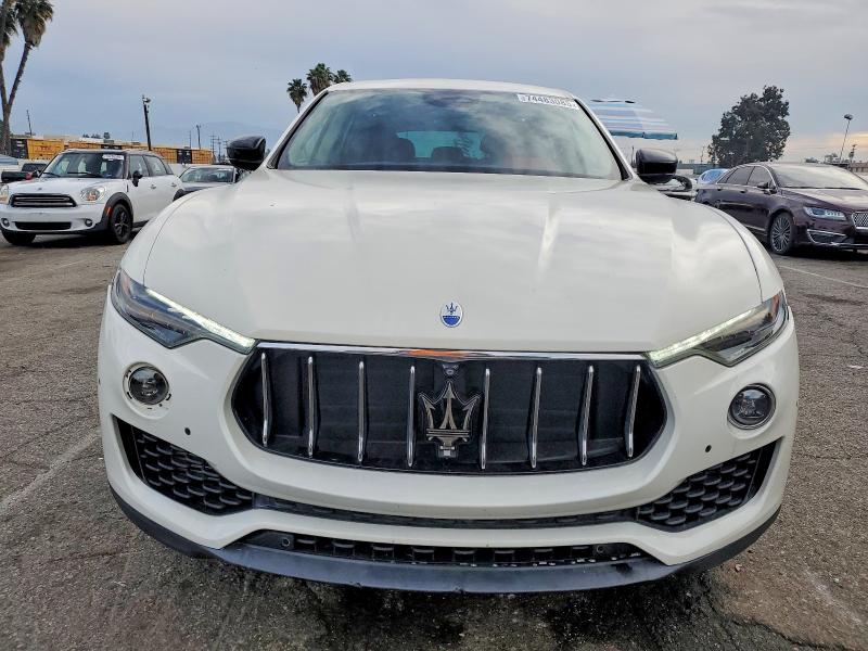 74483085 :رقم المزاد ، ZN661YUM2PX411502 vin ، 2023 Maserati Levante مزاد بيع