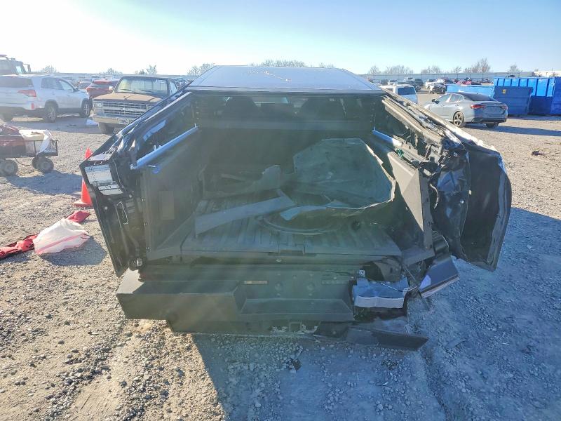 Продажа на аукционе авто 2024 Tesla Cybertruck, vin: 7G2CEHEE5RA031044, номер лота: 72392175