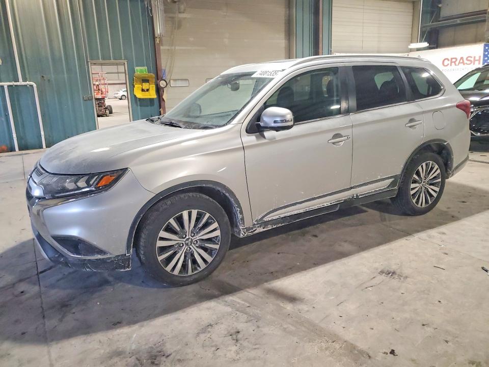 Продаж на аукціоні авто 2019 Mitsubishi Outlander, vin: JA4AZ3A35KJ000300, номер лоту: 74081535