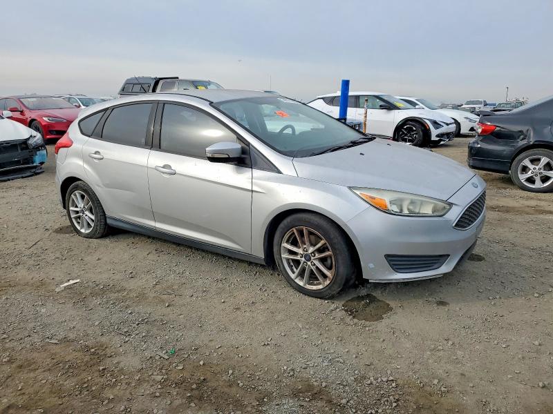 2015 Ford Focus Se მანქანა იყიდება აუქციონზე, vin: 1FADP3K28FL244893, აუქციონის ნომერი: 74271145