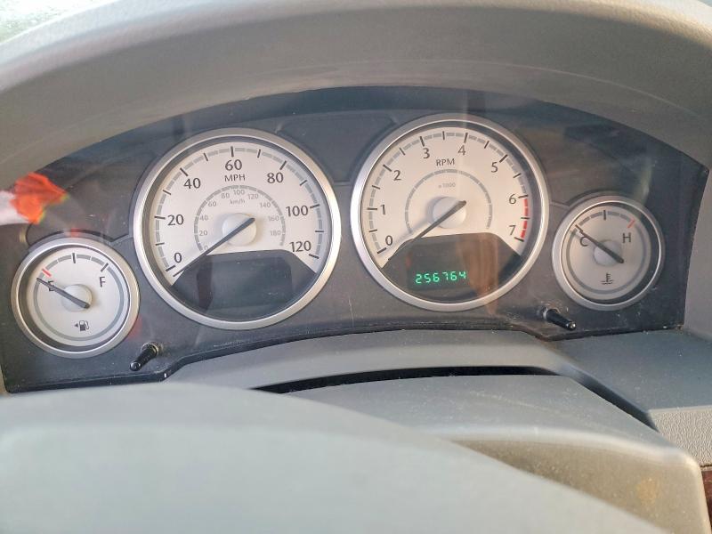 73582065 :رقم المزاد ، 2A4RR5D16AR337187 vin ، 2010 Chrysler Town & Country مزاد بيع