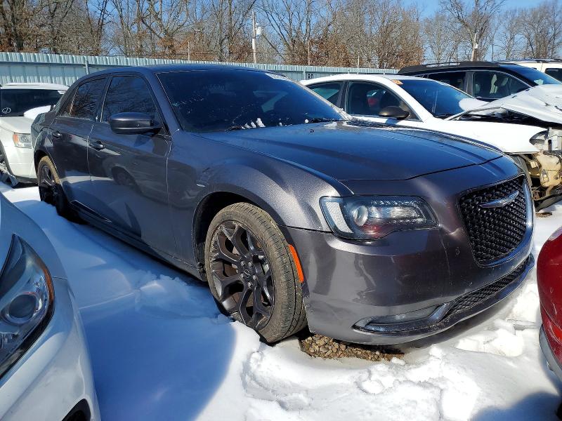 Продажа на аукционе авто 2019 Chrysler 300, vin: 2C3CCABG0KH542366, номер лота: 92391485
