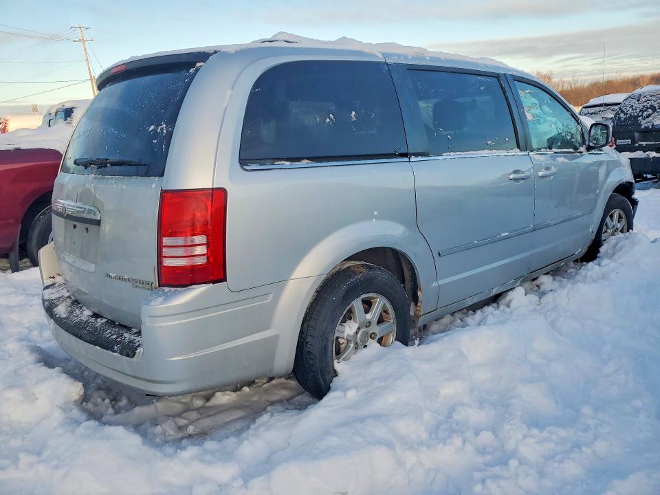 73582065 :رقم المزاد ، 2A4RR5D16AR337187 vin ، 2010 Chrysler Town & Country مزاد بيع
