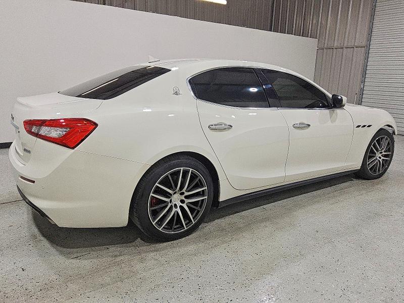 Продажа на аукционе авто 2018 Maserati Ghibli, vin: ZAM57XSA3J1304947, номер лота: 79659865