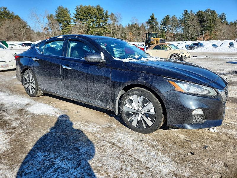 74670795 :رقم المزاد ، 1N4BL4DVXNN378288 vin ، 2022 Nissan Altima مزاد بيع