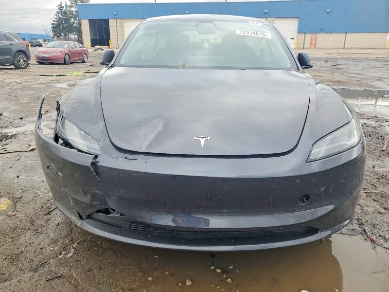 Продажа на аукционе авто 2024 Tesla Model 3, vin: 5YJ3E1EA2RF765800, номер лота: 72314815