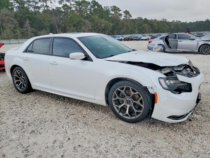 Продаж на аукціоні авто 2016 Chrysler 300, vin: 2C3CCABTXGH234111, номер лоту: 99659475