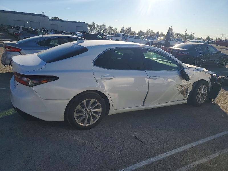 2021 Toyota Camry მანქანა იყიდება აუქციონზე, vin: 4T1C11AK4MU550408, აუქციონის ნომერი: 72495615