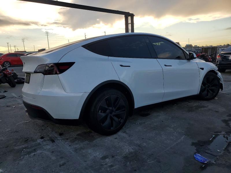 72269555 :رقم المزاد ، 7SAYGDED5RF120492 vin ، 2024 Tesla Model Y مزاد بيع