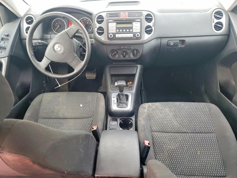 2009 Volkswagen Tiguan მანქანა იყიდება აუქციონზე, vin: WVGAV75N49W001757, აუქციონის ნომერი: 98203105