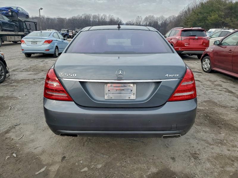 2010 Mercedes-benz S 550 4mat მანქანა იყიდება აუქციონზე, vin: WDDNG8GB4AA304327, აუქციონის ნომერი: 99142765