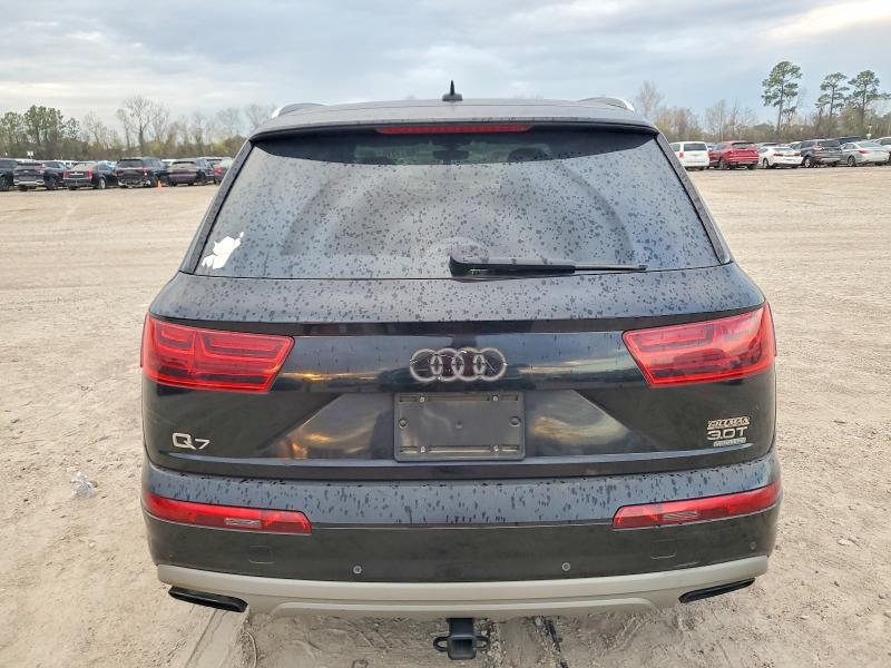 Продажа на аукционе авто 2017 Audi Q7, vin: WA1LAAF79HD013526, номер лота: 72707385