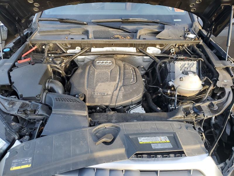 72527595 :رقم المزاد ، WA1BNAFY2J2041811 vin ، 2018 Audi Q5 مزاد بيع