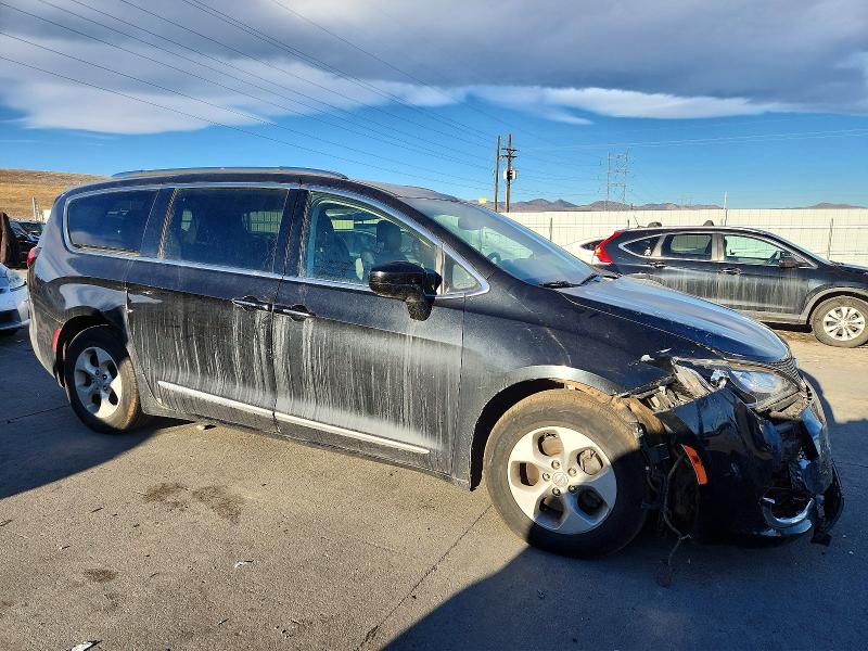 97680925 :رقم المزاد ، 2C4RC1EG2HR634633 vin ، 2017 Chrysler Pacifica مزاد بيع