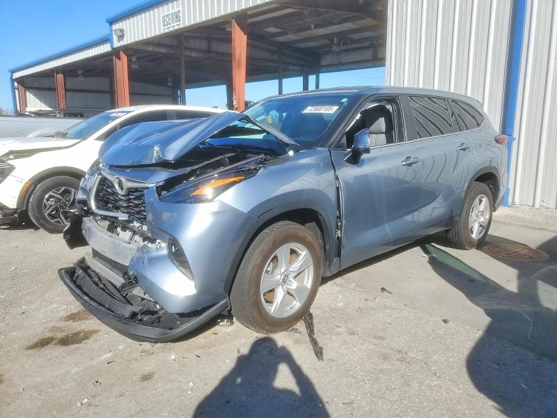 2024 Toyota Highlander Hybrid მანქანა იყიდება აუქციონზე, vin: 5TDZARAH0RS535143, აუქციონის ნომერი: 72808105