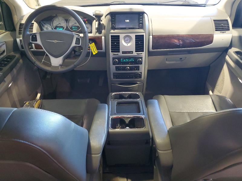 74016905 :رقم المزاد ، 2A4RR5D16AR240748 vin ، 2010 Chrysler Town & Cou مزاد بيع