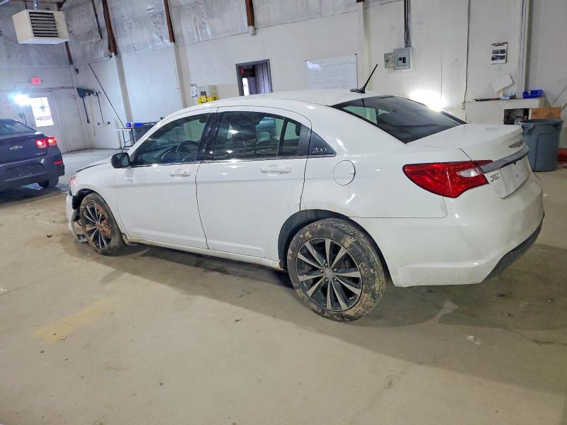 2012 Chrysler 200 Tourin მანქანა იყიდება აუქციონზე, vin: 1C3CCBBG4CN302901, აუქციონის ნომერი: 73272505