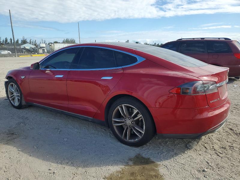 74892025 :رقم المزاد ، 5YJSA1CG6DFP20947 vin ، 2013 Tesla Model S مزاد بيع