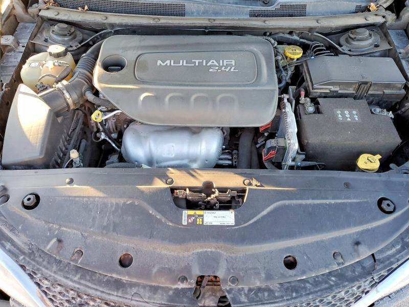 98706655 :رقم المزاد ، 1C3CCCAB1FN623987 vin ، 2015 Chrysler 200 مزاد بيع