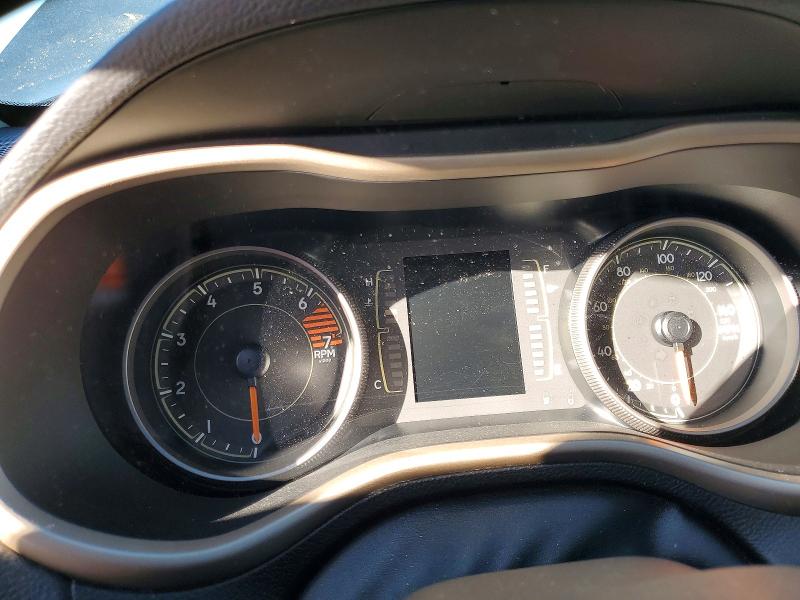 77776025 :رقم المزاد ، 1C4PJLCB1HW613523 vin ، 2017 Jeep Cherokee L مزاد بيع
