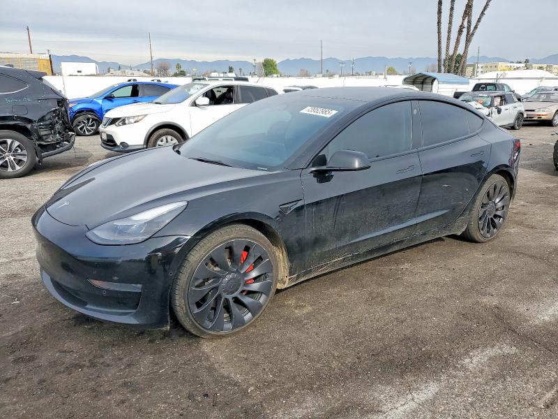 73952985 :رقم المزاد ، 5YJ3E1EC5NF295421 vin ، 2022 Tesla Model 3 مزاد بيع