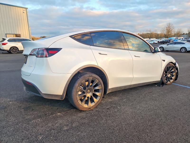 2025 Tesla Model Y მანქანა იყიდება აუქციონზე, vin: 7SAYGDEE3SF243870, აუქციონის ნომერი: 97577945