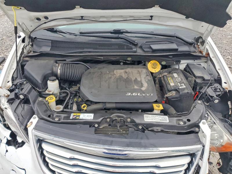 2016 Chrysler Town & Country მანქანა იყიდება აუქციონზე, vin: 2C4RC1BGXGR191456, აუქციონის ნომერი: 99287205